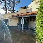 Дом отдыха Maison Cosy 4 Pers Avec Terrasse Au Calme - Fr-1-323-594 *